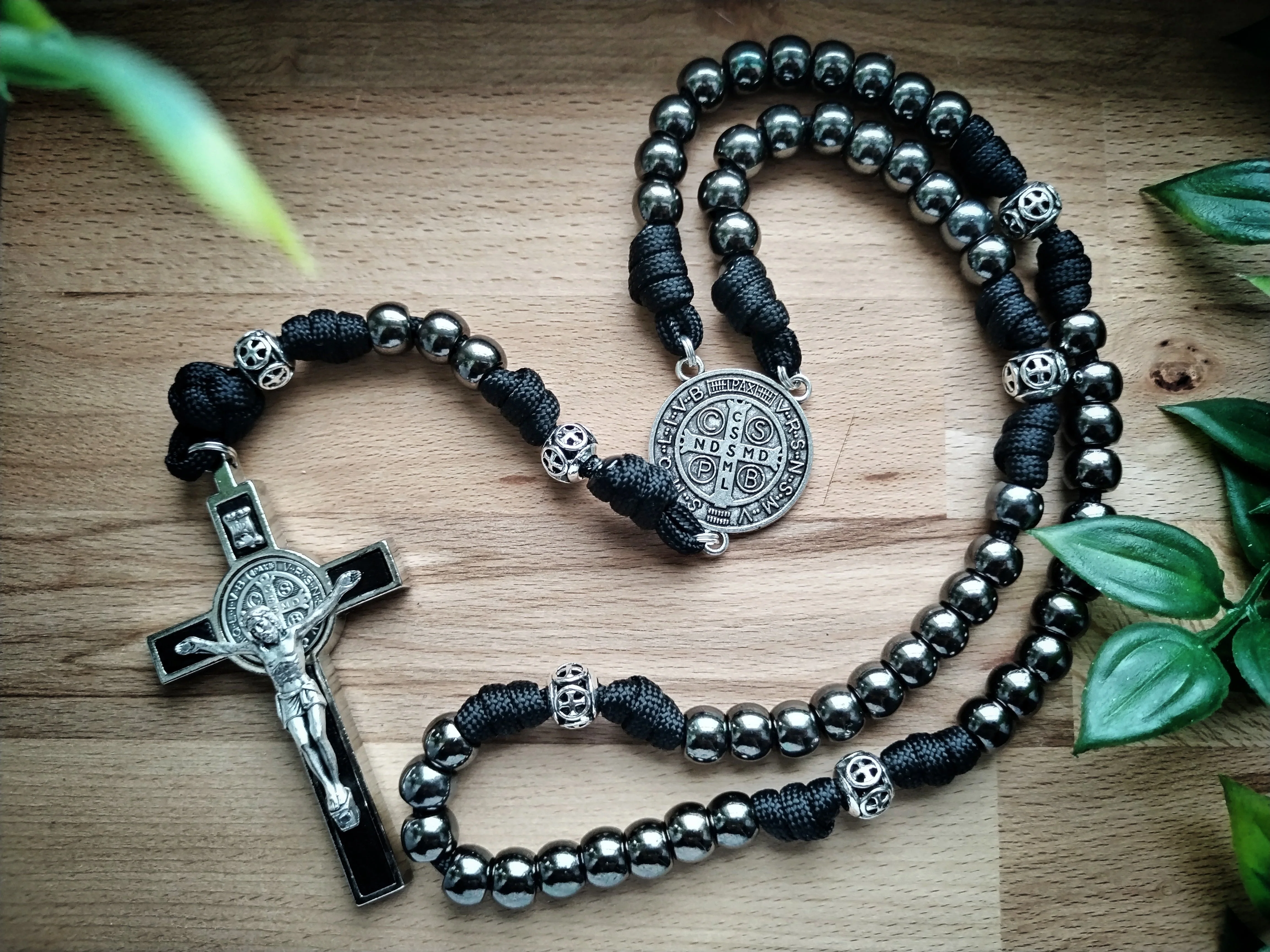 St. Benediktus Paracord-Rosenkranz anthrazit - Image 4